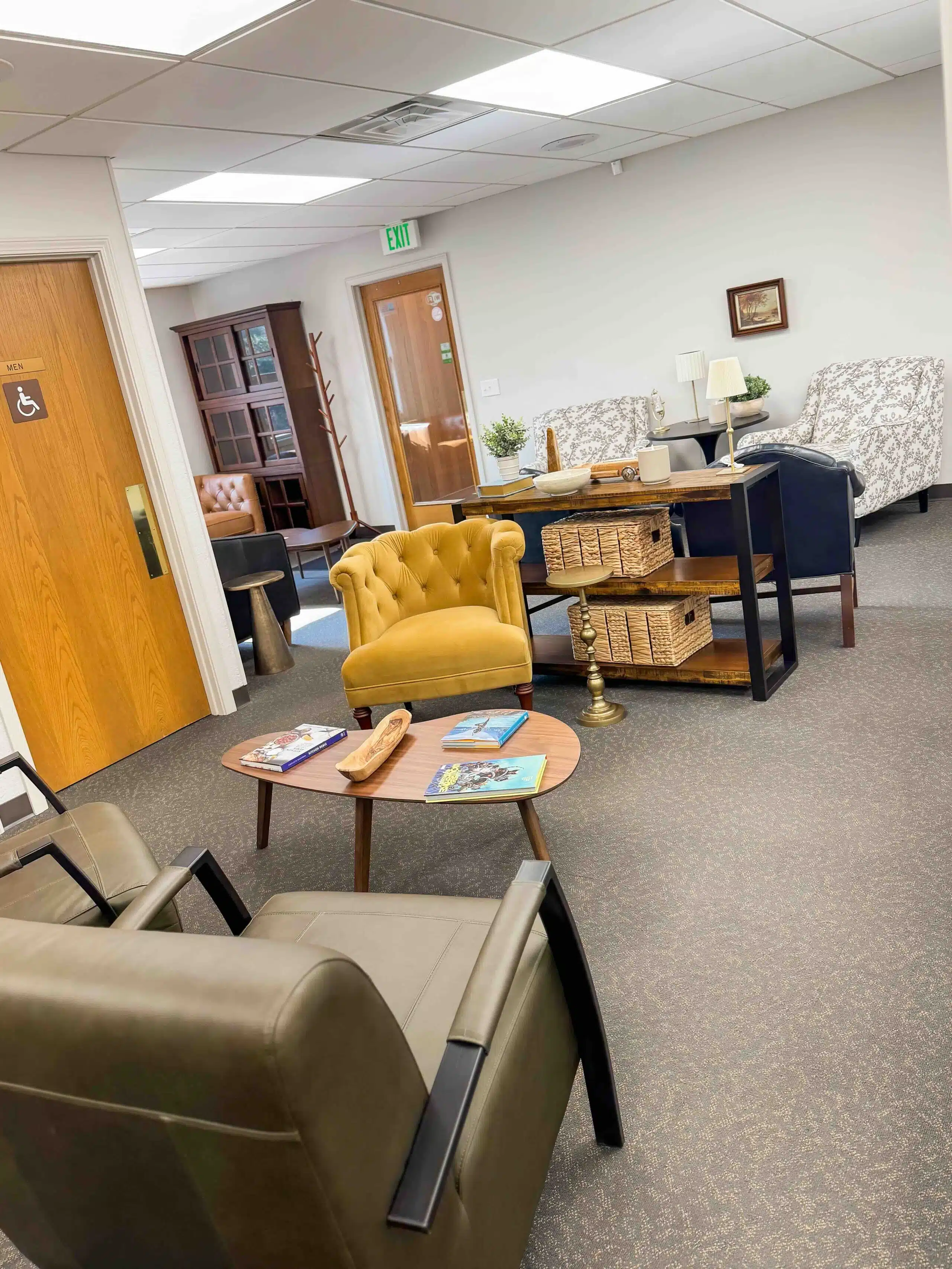 Welcoming OMI Orthodontics office in Auburn, Indiana with comfortable seating and modern decor.